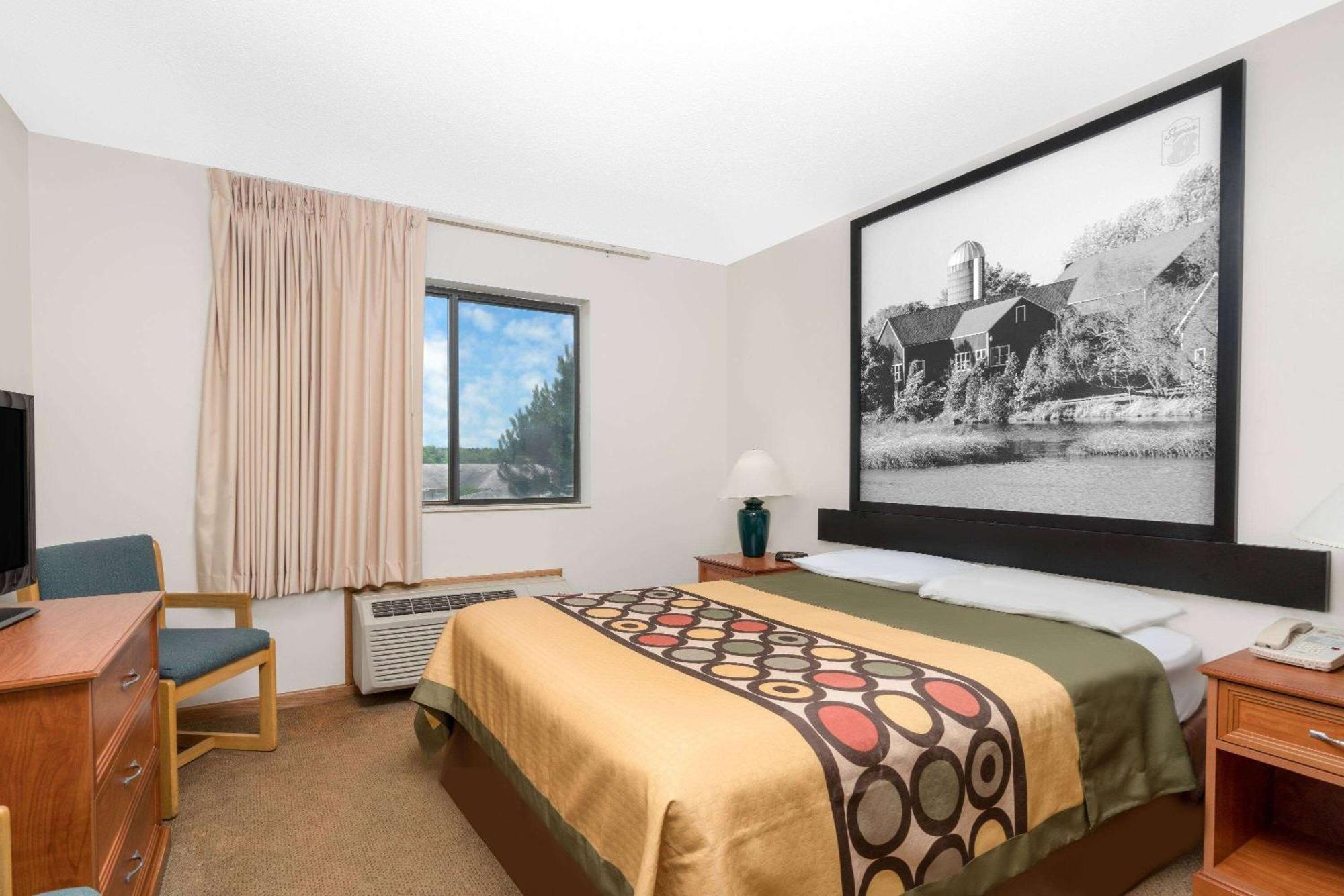 Super 8 By Wyndham Sparta Ngoại thất bức ảnh